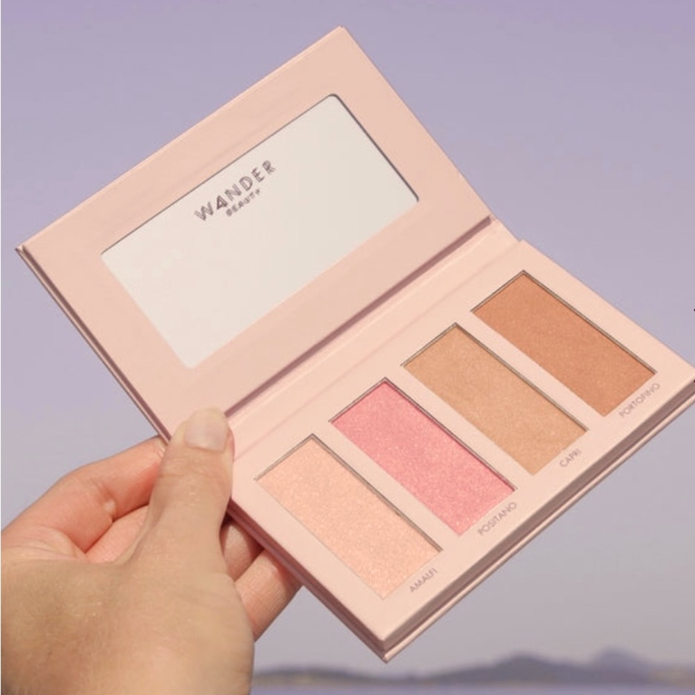 ✨🎁NWT Wander Beauty Riviera Blush/Bronzer Pallette